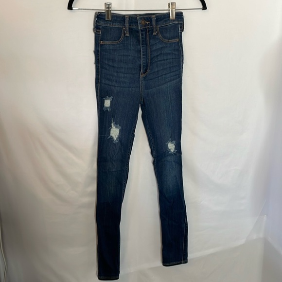 Hollister Denim - Hollister ultra high rise blue jeans stretchy distressed size 00